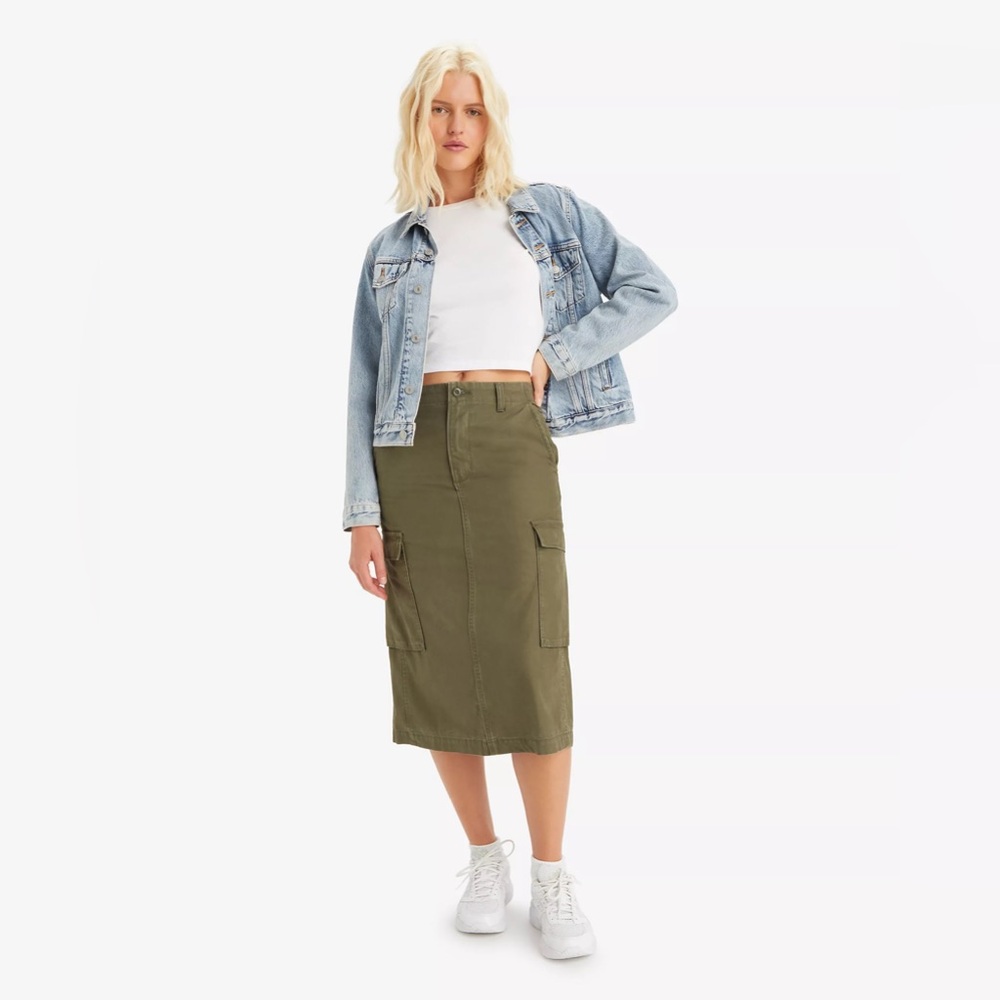 Levi's Olive Green Midi Cargo Skirt | Size 25